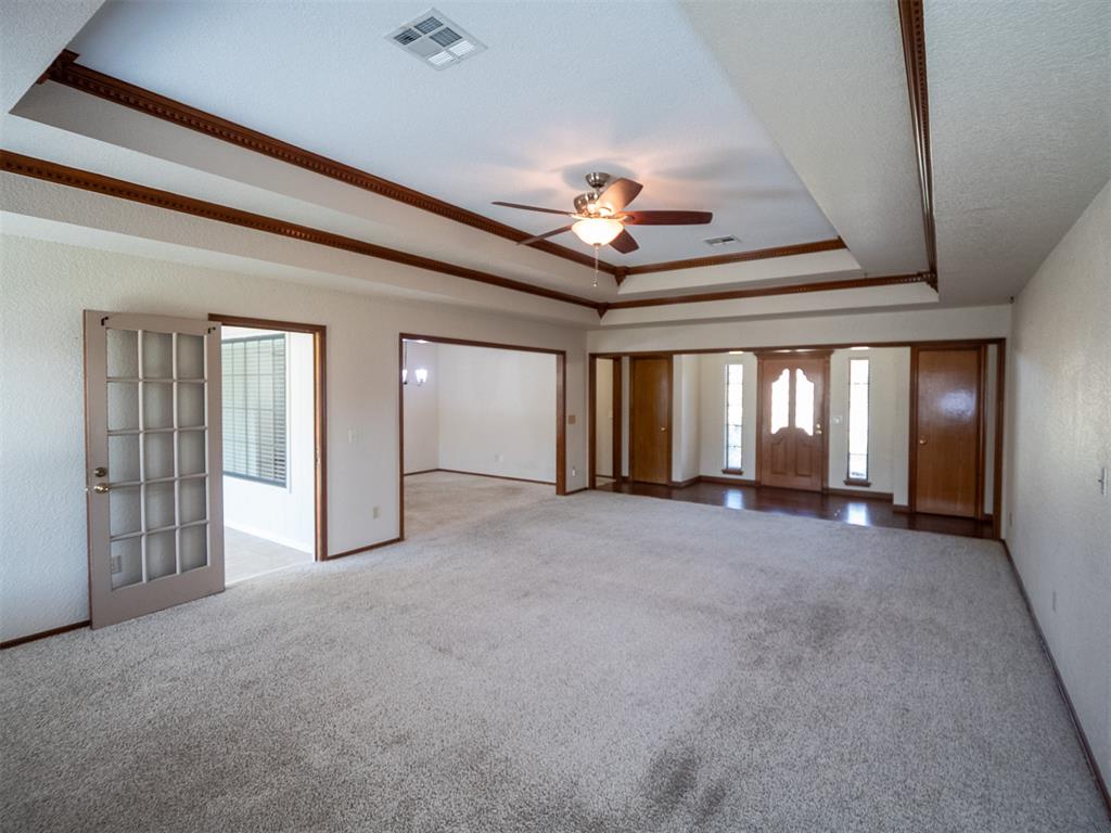 11221 Kingsgate Drive Property Photo 10