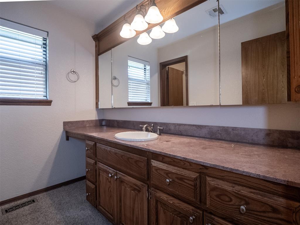 11221 Kingsgate Drive Property Photo 30