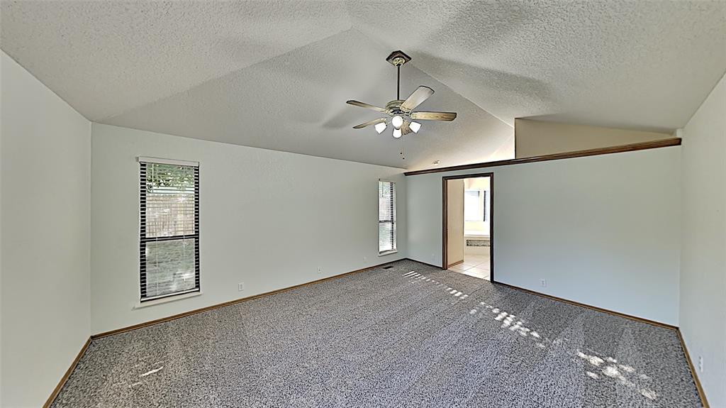 10001 Kay Ridge Property Photo 11
