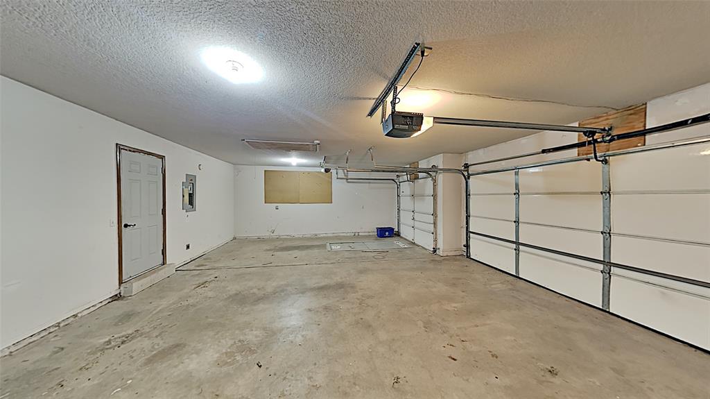 10001 Kay Ridge Property Photo 18
