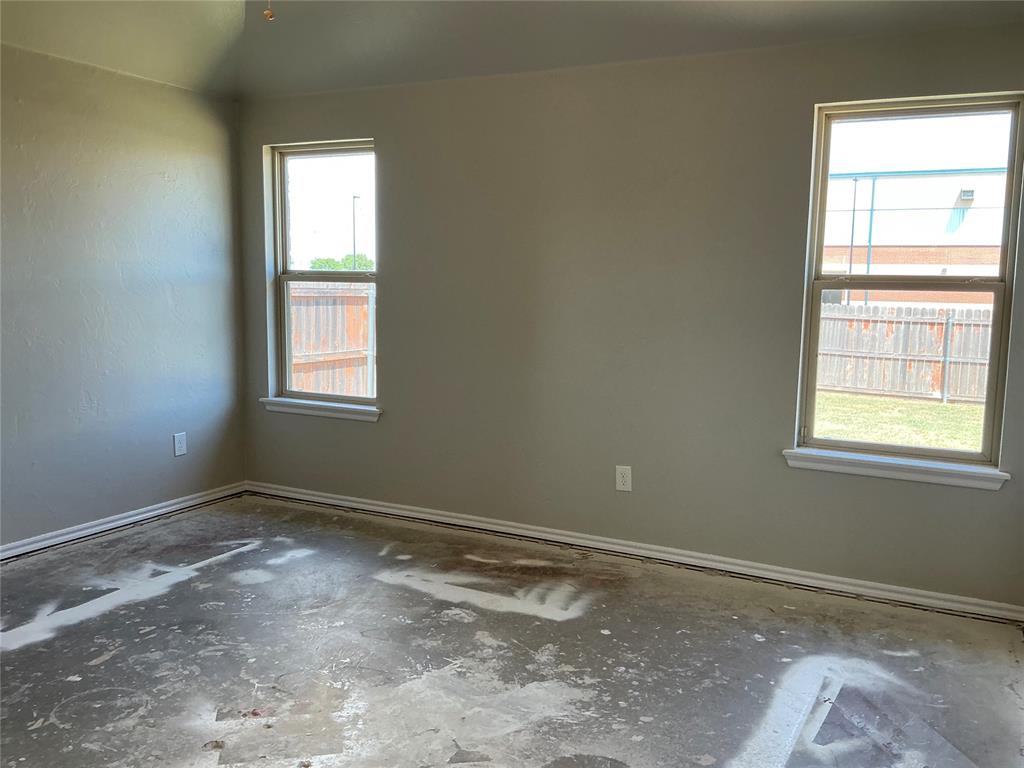 16000 Vicki Drive Property Photo 9