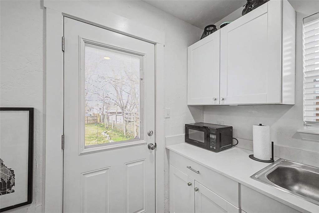2541 Nw 34th Street Property Photo 17