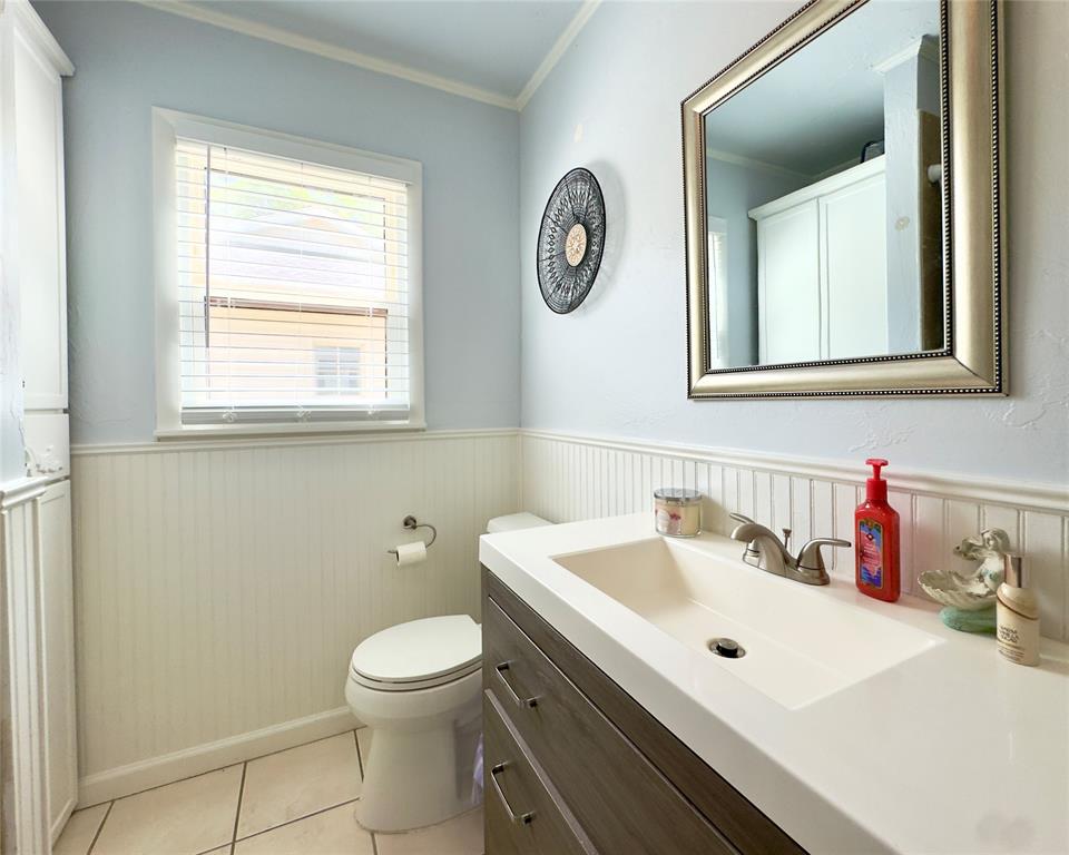 2136 Erin Place Property Photo 12
