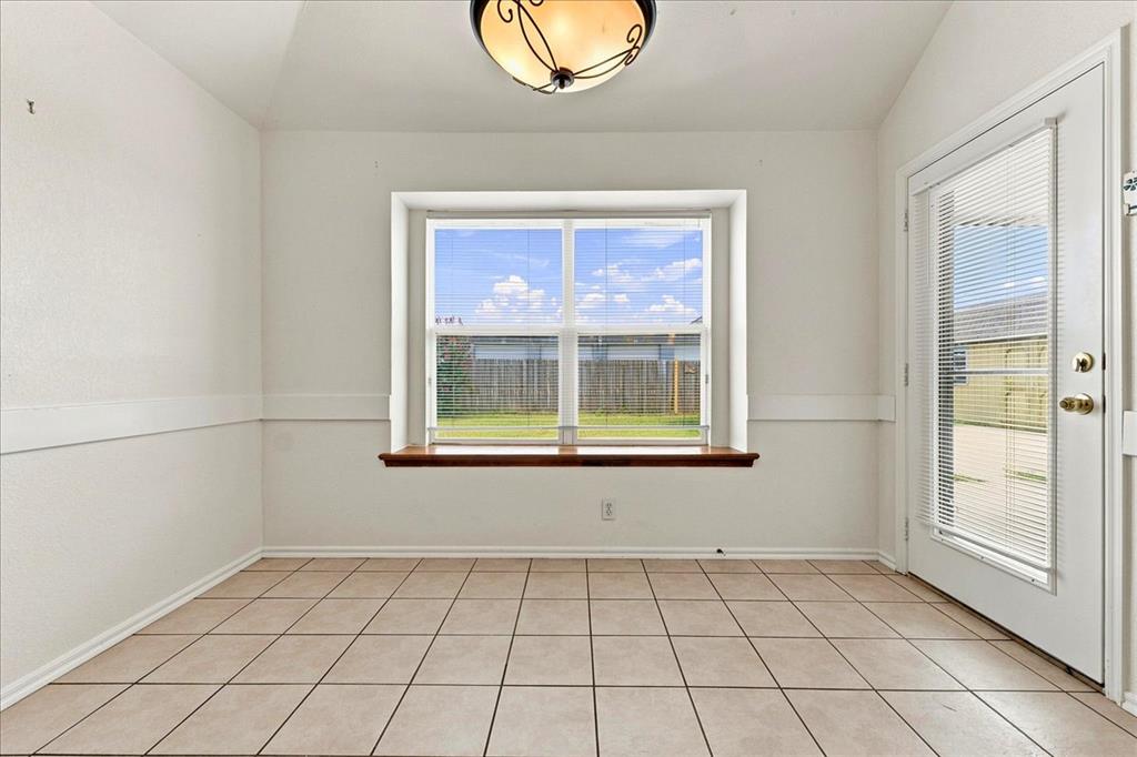 549 Ne 23rd Street Property Photo 12