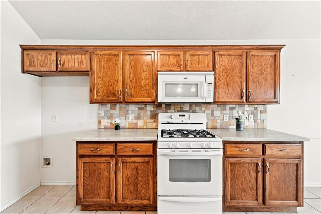 549 Ne 23rd Street Property Photo 17