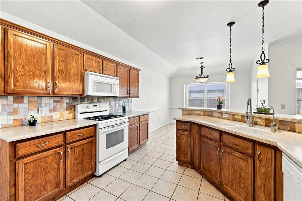 549 Ne 23rd Street Property Photo 19