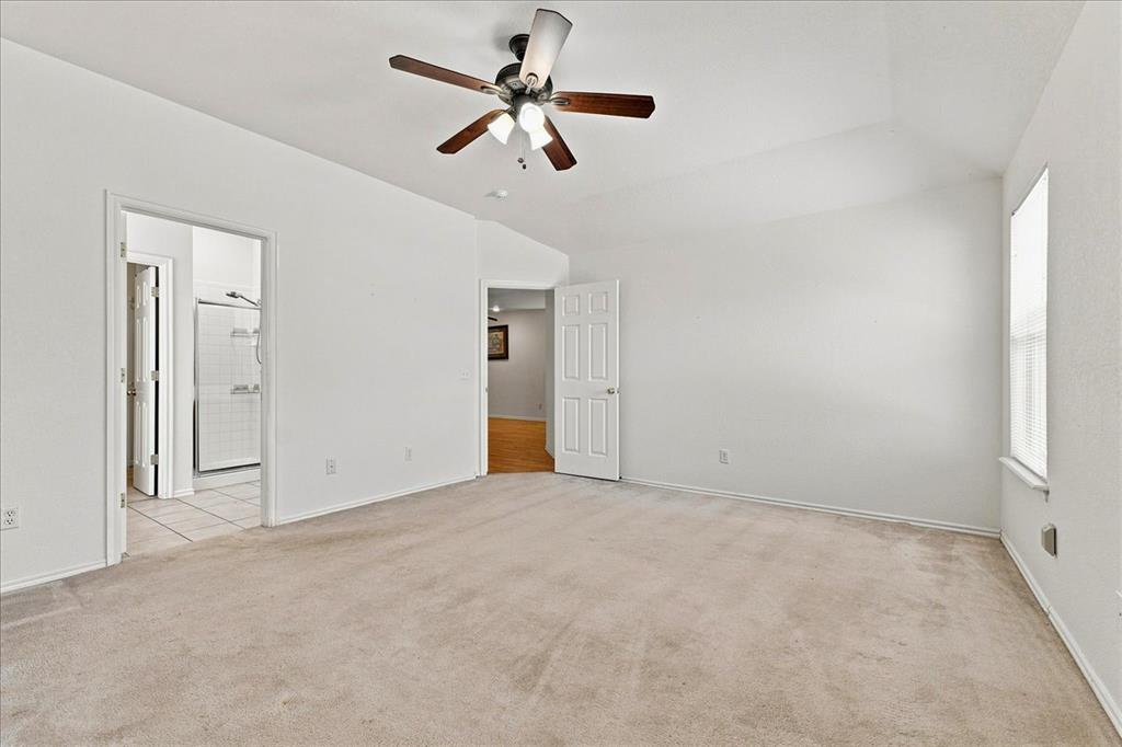 549 Ne 23rd Street Property Photo 22