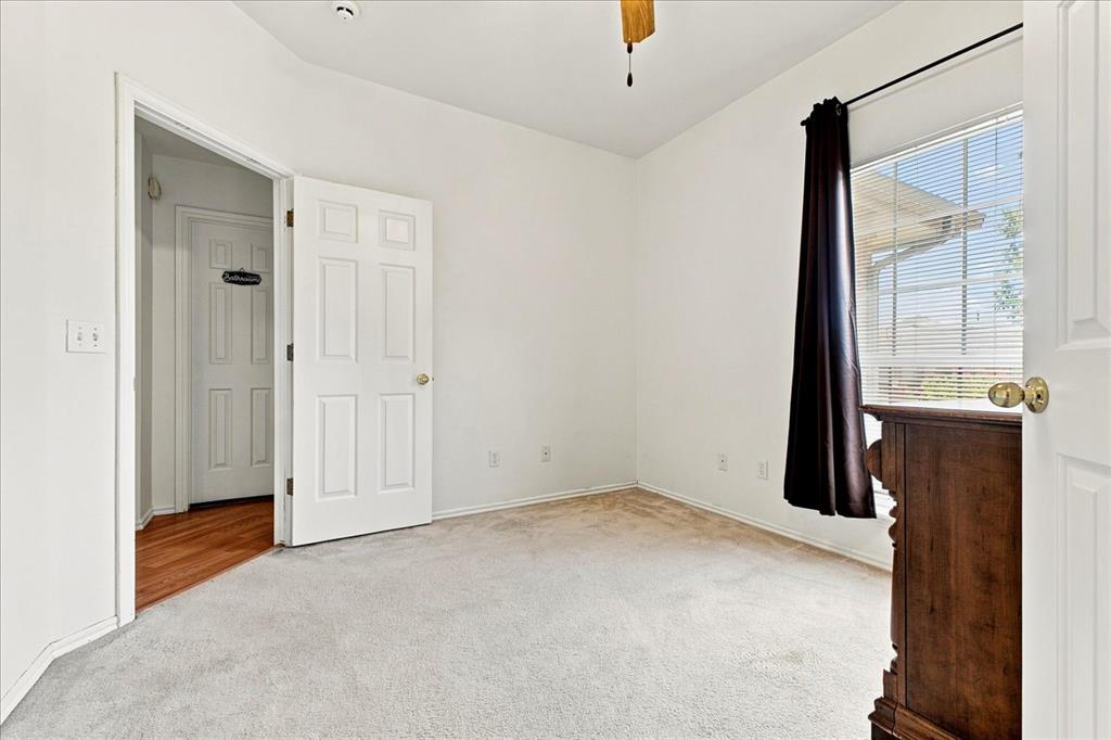 549 Ne 23rd Street Property Photo 28