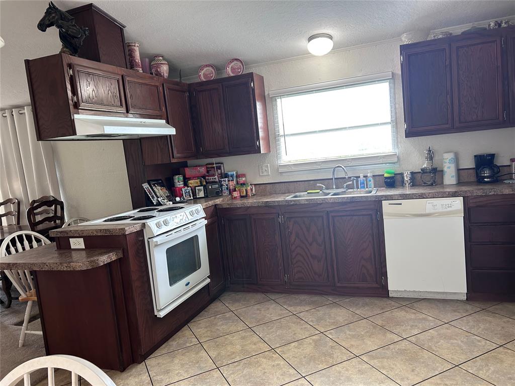 2758 County Street 2780 Property Photo 15