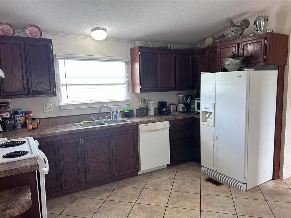 2758 County Street 2780 Property Photo 21