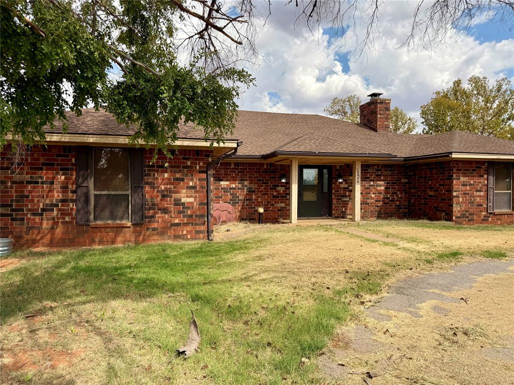 10066 N 2263 Road Property Photo 2