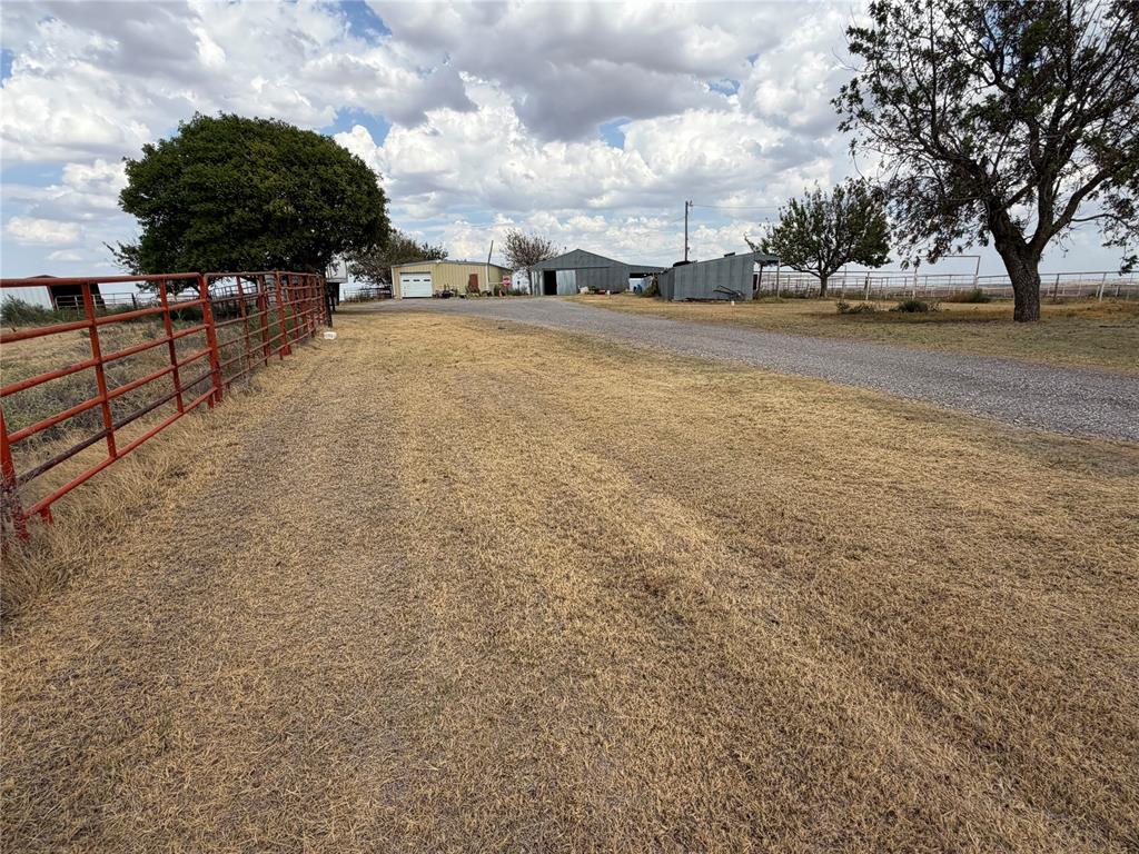 10066 N 2263 Road Property Photo 31