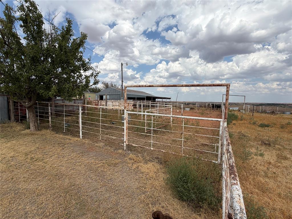 10066 N 2263 Road Property Photo 37