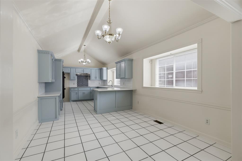 2800 Nw 159th Street Property Photo 9
