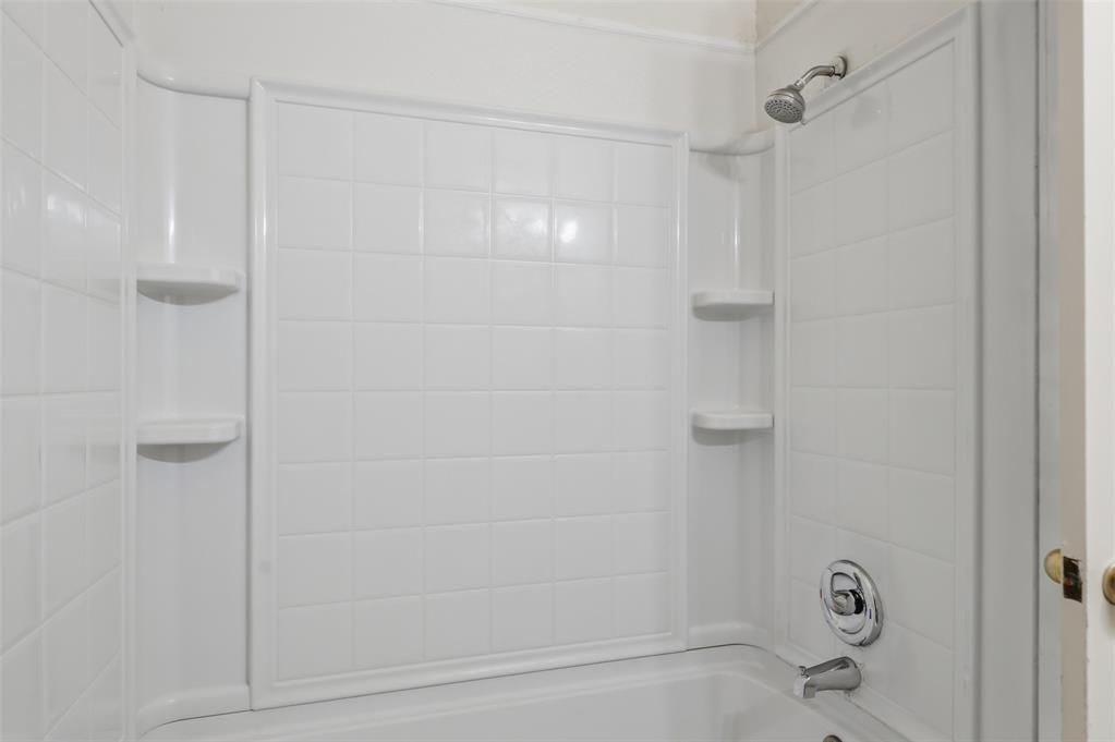 2800 Nw 159th Street Property Photo 17