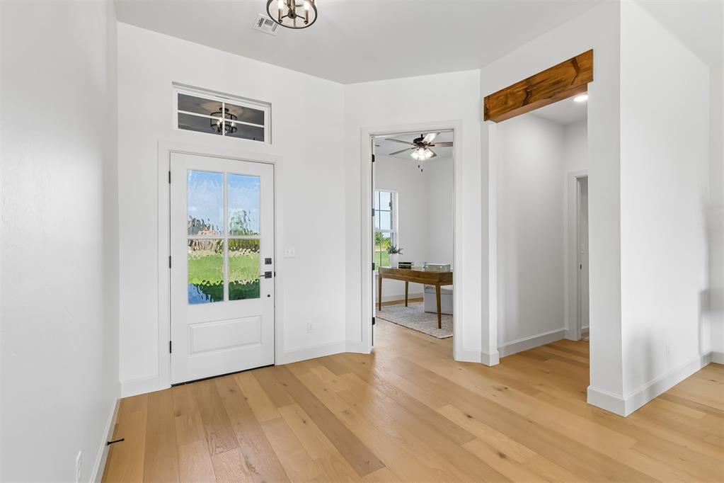 9560 Regado Court Property Photo 3