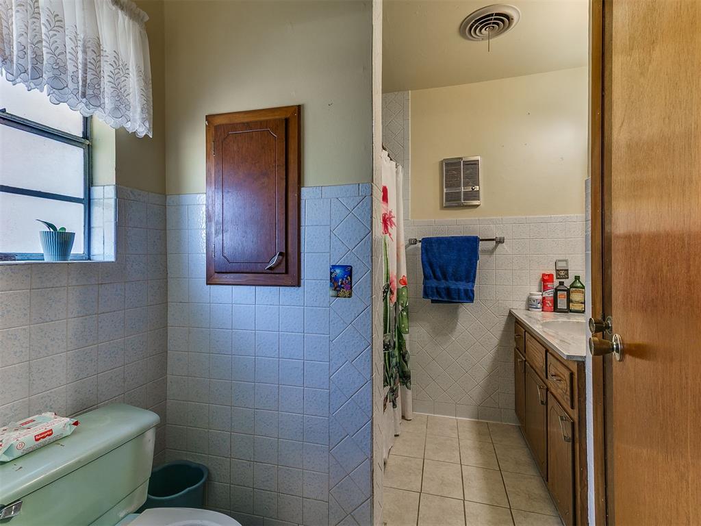 416 E Main Street Property Photo 14