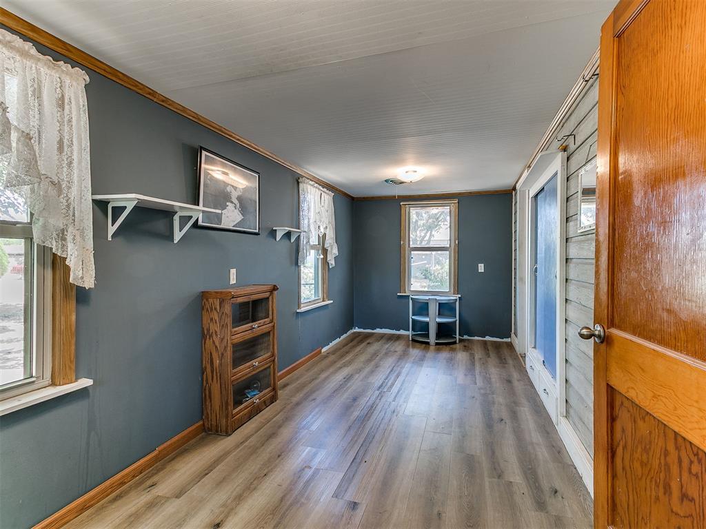 416 E Main Street Property Photo 17
