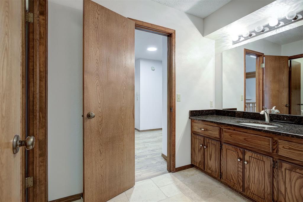 3844 Apex Court Property Photo 28