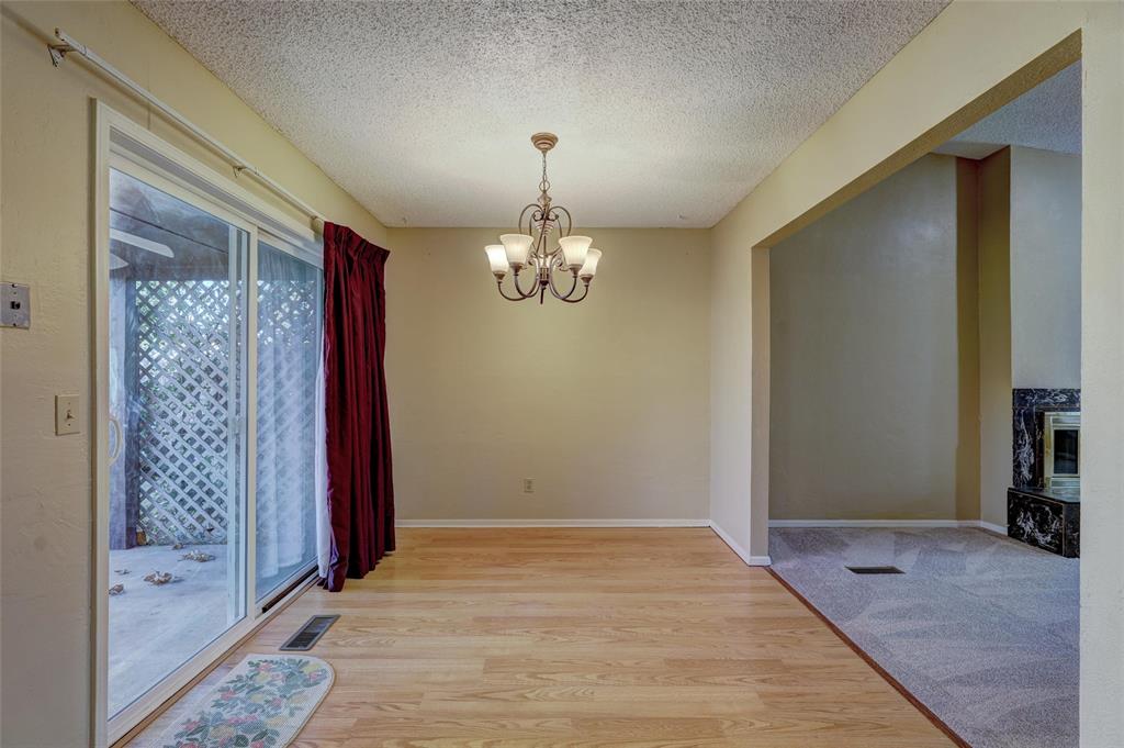 841 N Robinson Avenue Property Photo 6
