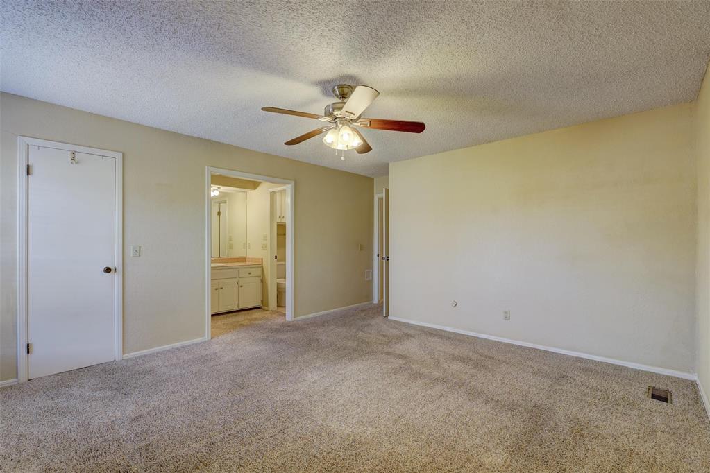 841 N Robinson Avenue Property Photo 11