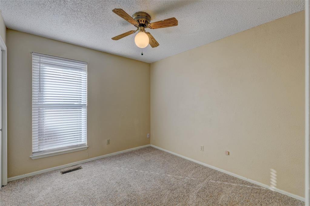 841 N Robinson Avenue Property Photo 14