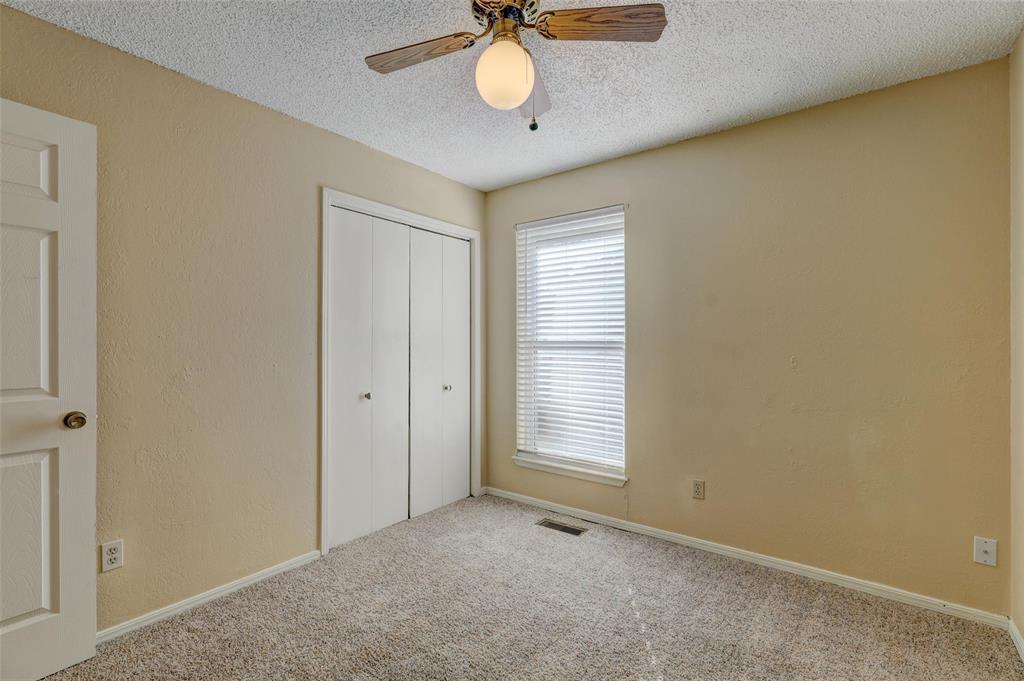 841 N Robinson Avenue Property Photo 16