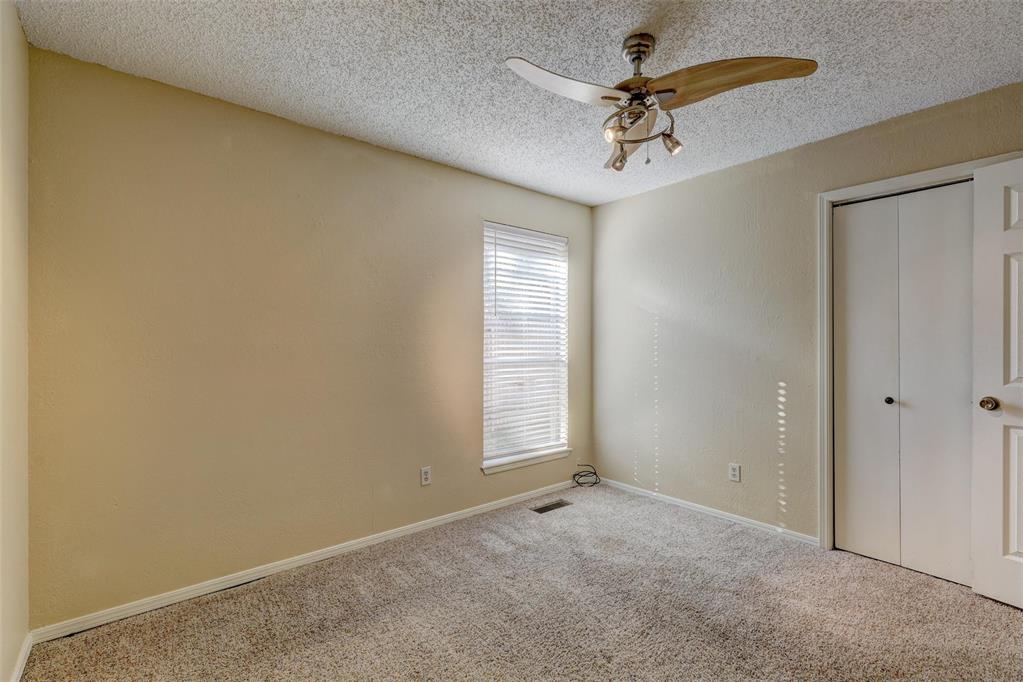 841 N Robinson Avenue Property Photo 17