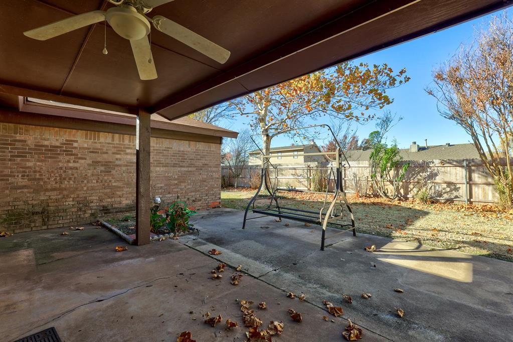 841 N Robinson Avenue Property Photo 22