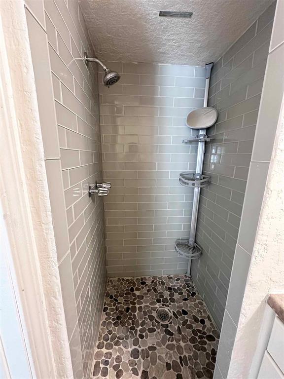 208 Cherrywood Drive Property Photo 12
