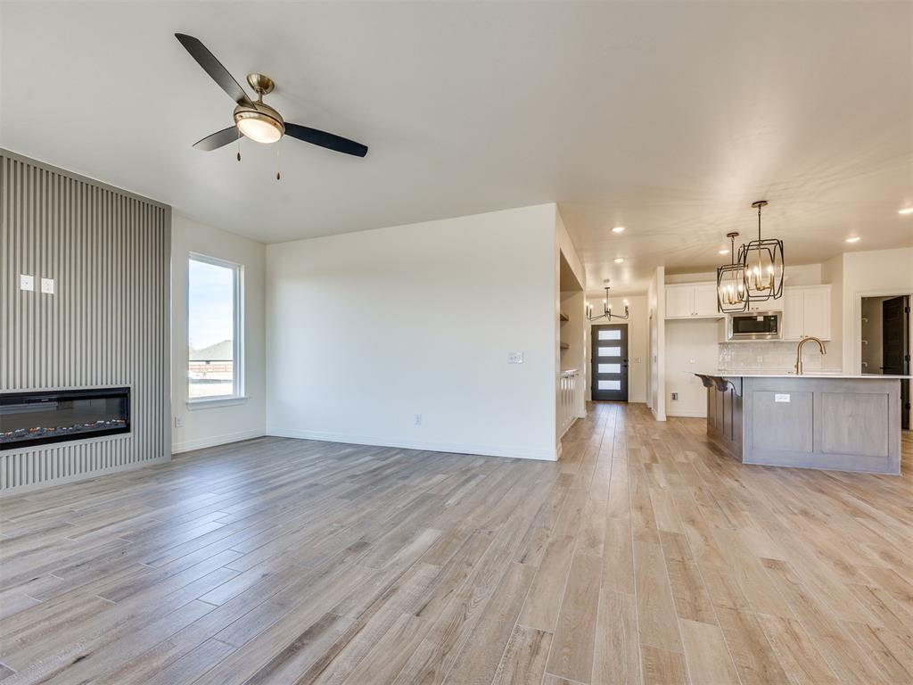 9432 Nw 75th Street Property Photo 6