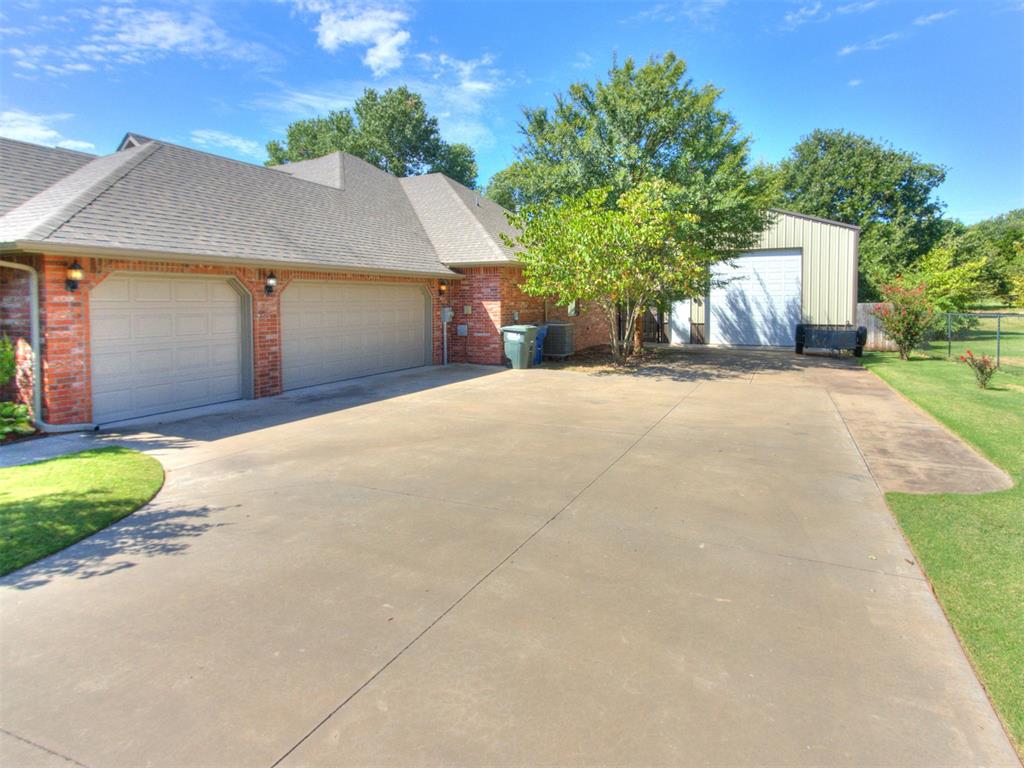 14219 Shady Tree Drive Property Photo 3