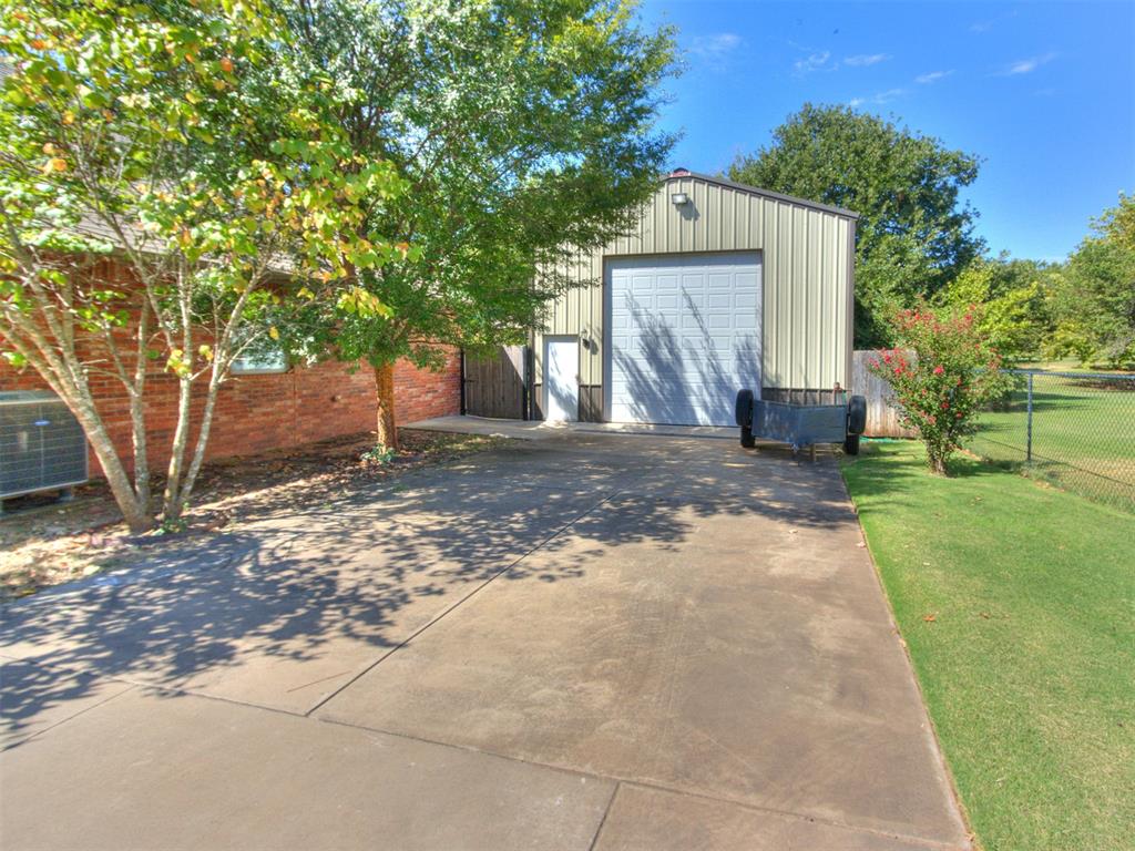 14219 Shady Tree Drive Property Photo 4