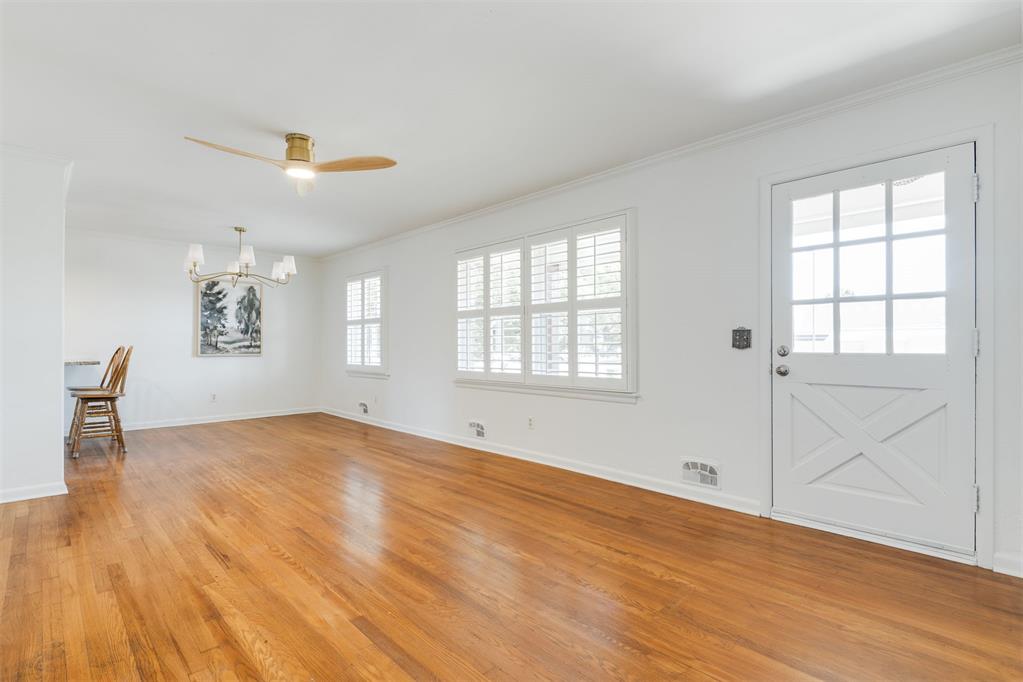 10013 Ridgeview Drive Property Photo 6