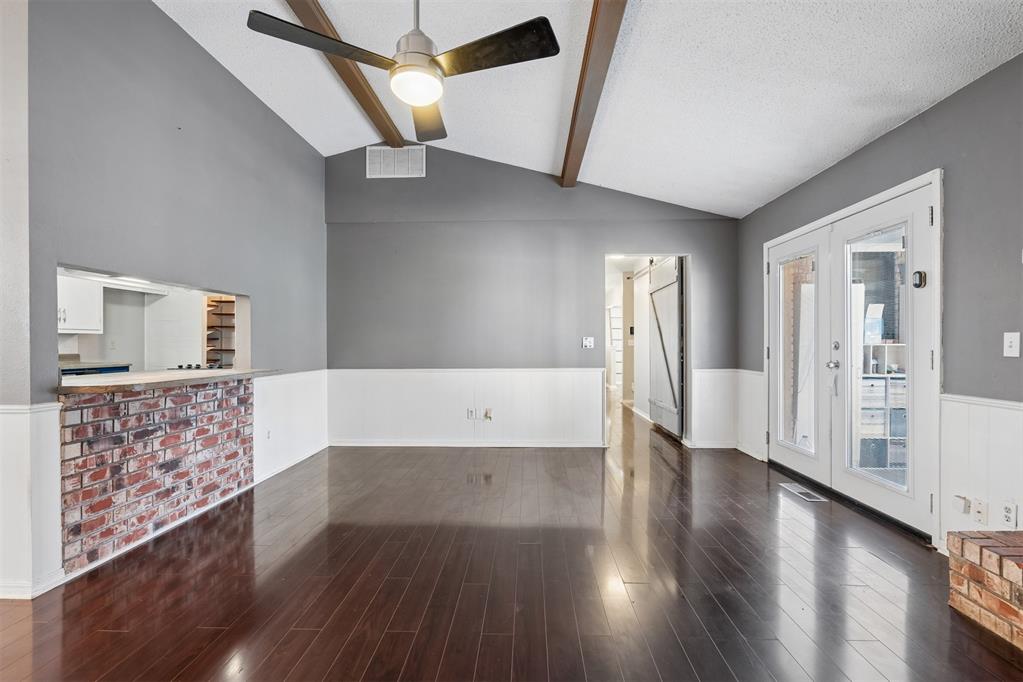 6709 N Libby Avenue Property Photo 5
