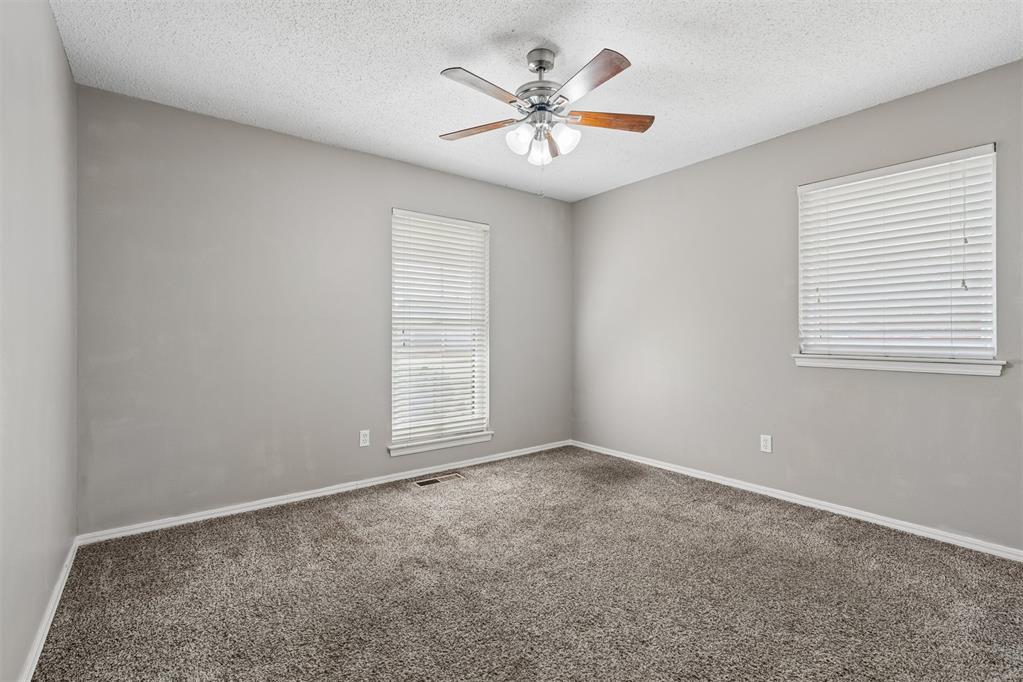 6709 N Libby Avenue Property Photo 22