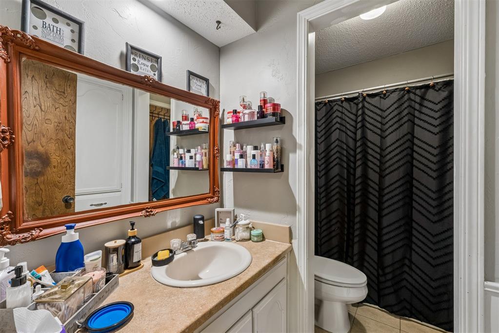 11429 N May Avenue Property Photo 11