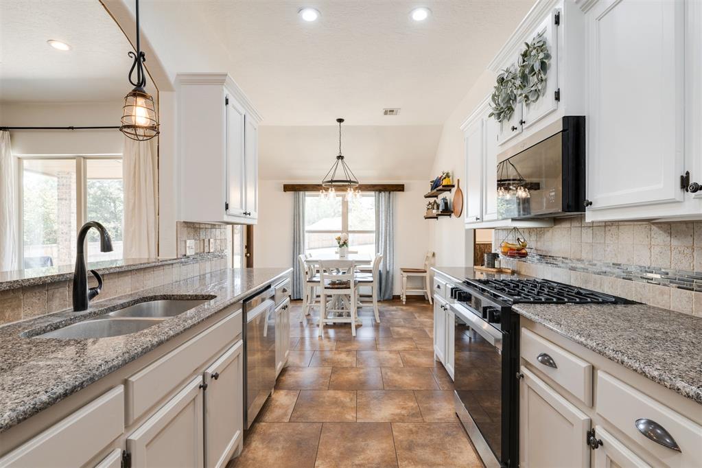 874 Cottonwood Court Property Photo 19