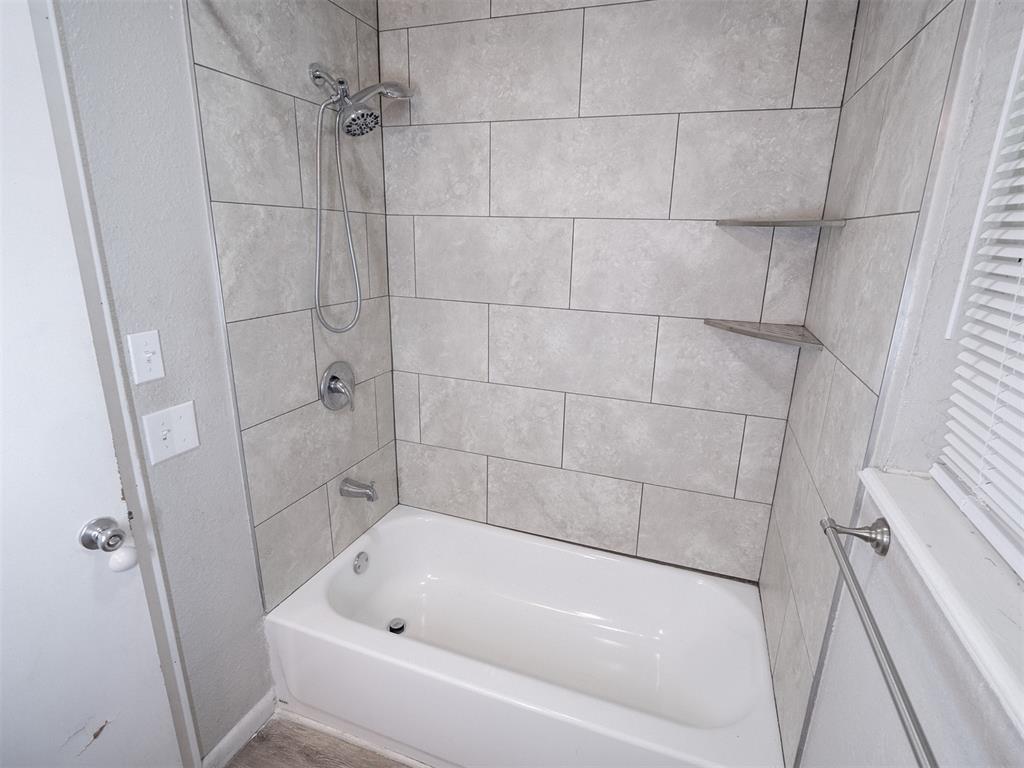 1426 Pastusek Avenue Property Photo 23