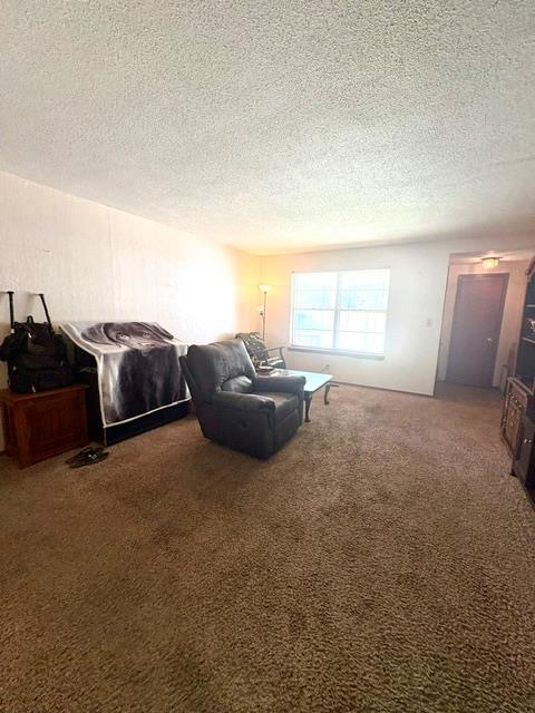 408 Sw 63rd Place Property Photo 5