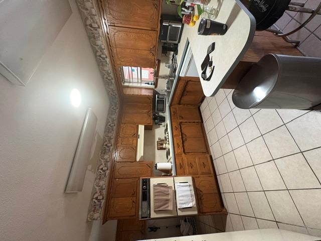 408 Sw 63rd Place Property Photo 9