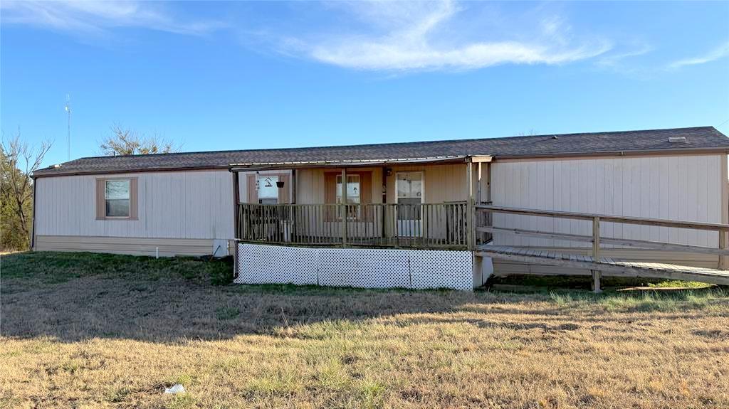 3000 E Walnut Street Property Photo 4
