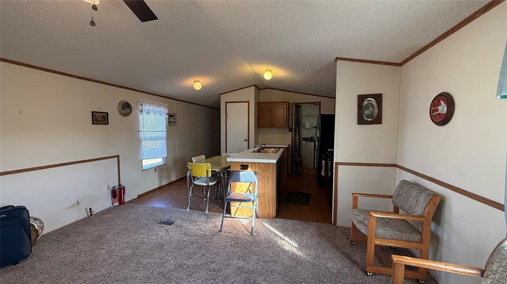 3000 E Walnut Street Property Photo 6