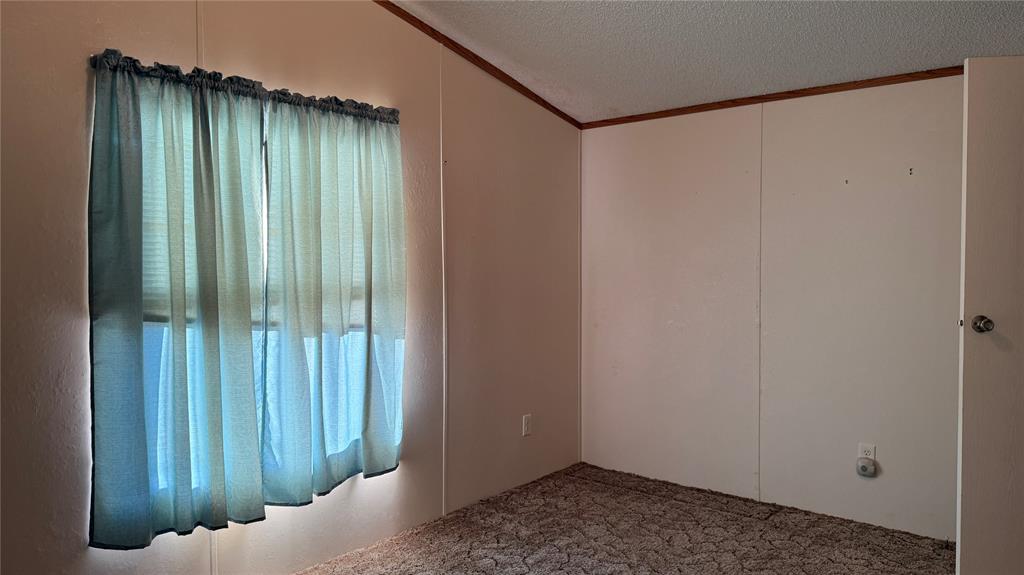 3000 E Walnut Street Property Photo 19