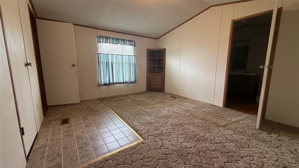 3000 E Walnut Street Property Photo 33