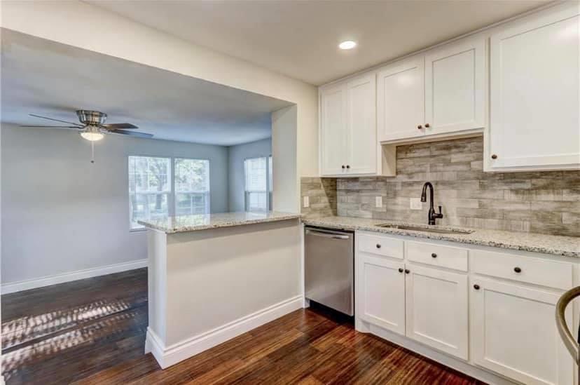 1245142 Property Photo 6