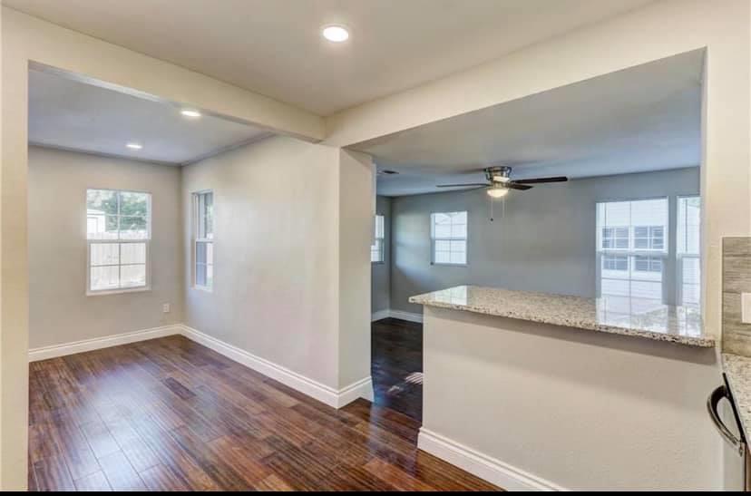 1245142 Property Photo 8
