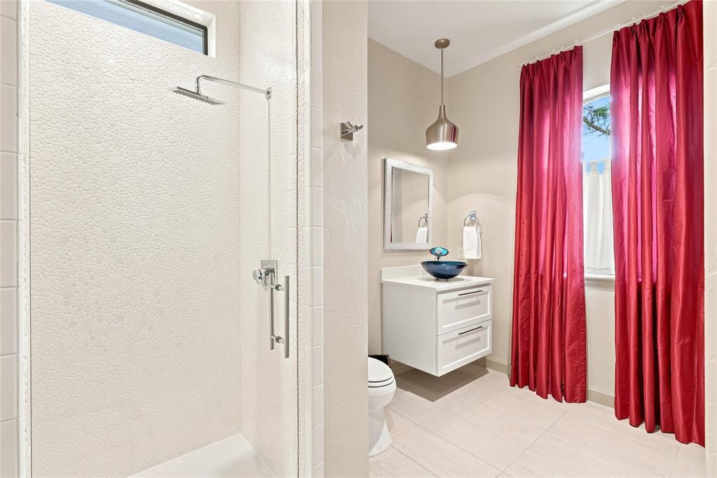 6500 Ne 113th Street Property Photo 47