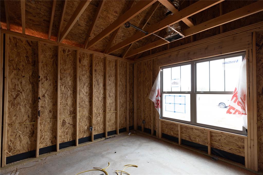 12213 Sw 32nd Place Property Photo 4