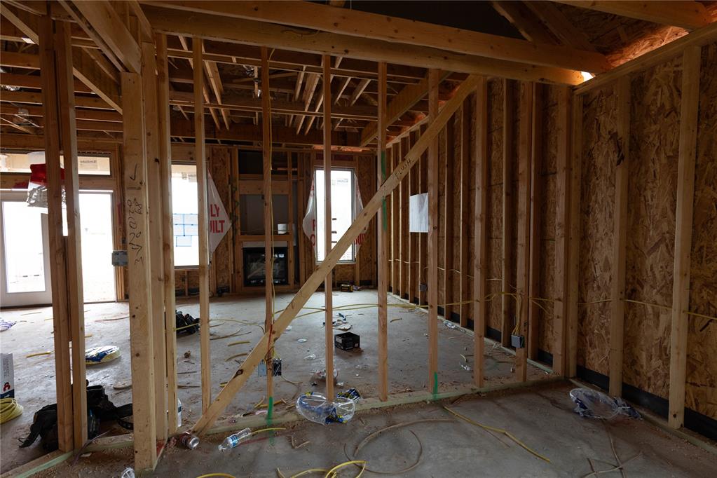 12213 Sw 32nd Place Property Photo 5